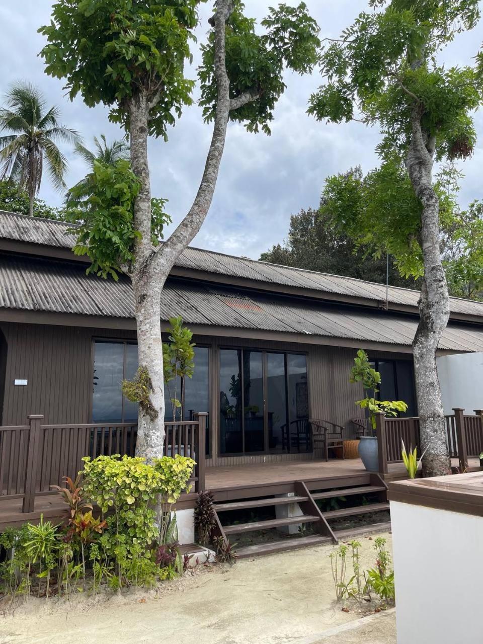 Beach Resort - Arwana Perhentian Besar Kampung Kuala Besut Exteriör bild