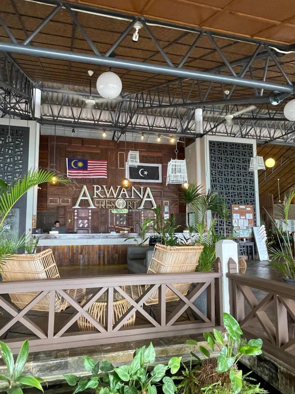 Beach Resort - Arwana Perhentian Besar Kampung Kuala Besut Exteriör bild